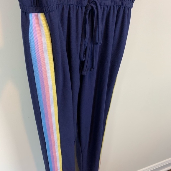 Derek Heart Jumpsuit - Picture 4 of 6